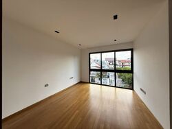 Sembawang Straits Estate (D27), Terrace #581117071